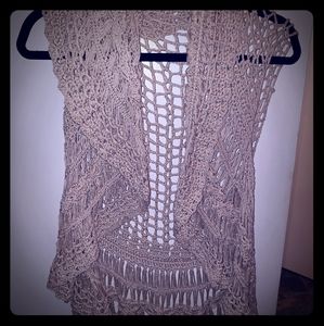 Knit net vest